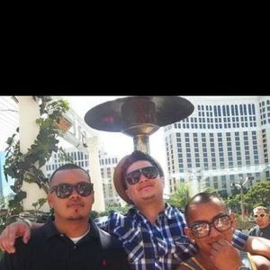 Meet your Posher, Carlos